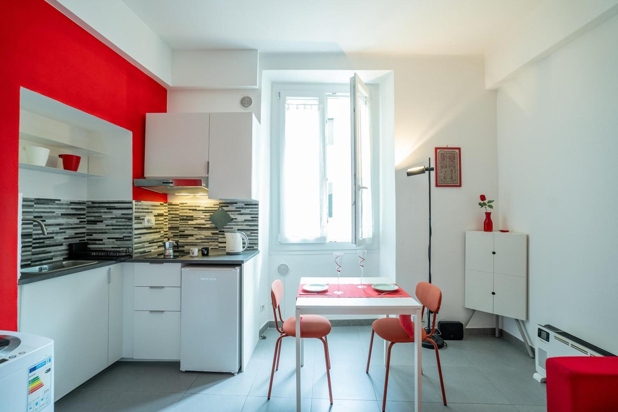 Mono Sl4 In Centro Di Fronte All'acquario 200mt Apartment Genua