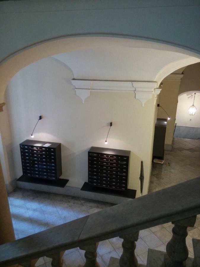 Mono Sl4 In Centro Di Fronte All'acquario 200mt * Genua